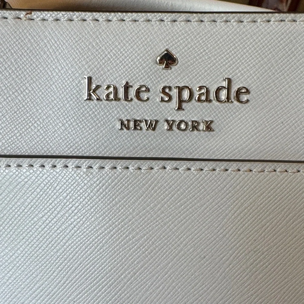 Kate Spade Vintage White Handbag - Picture 9 of 9